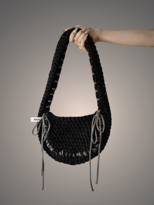 Long stringed bag